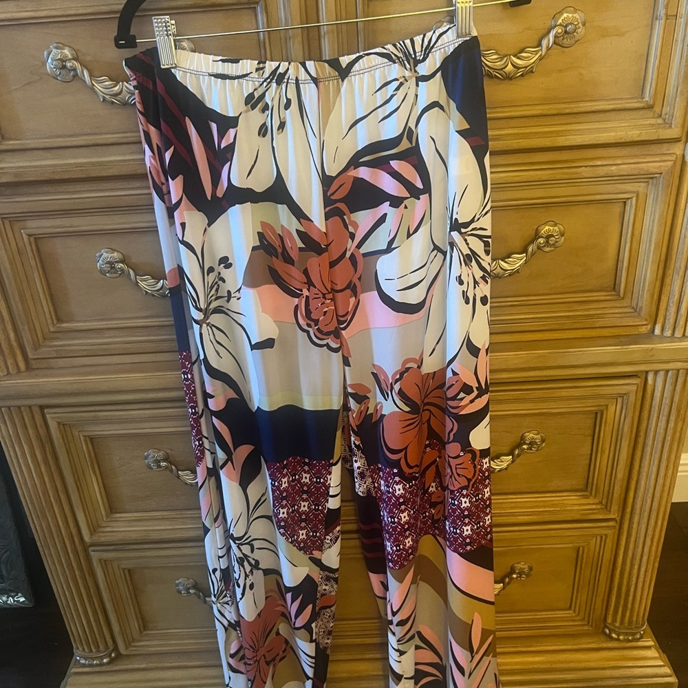 Melissa Paige Floral Wide-Leg Pants in Pink and Black